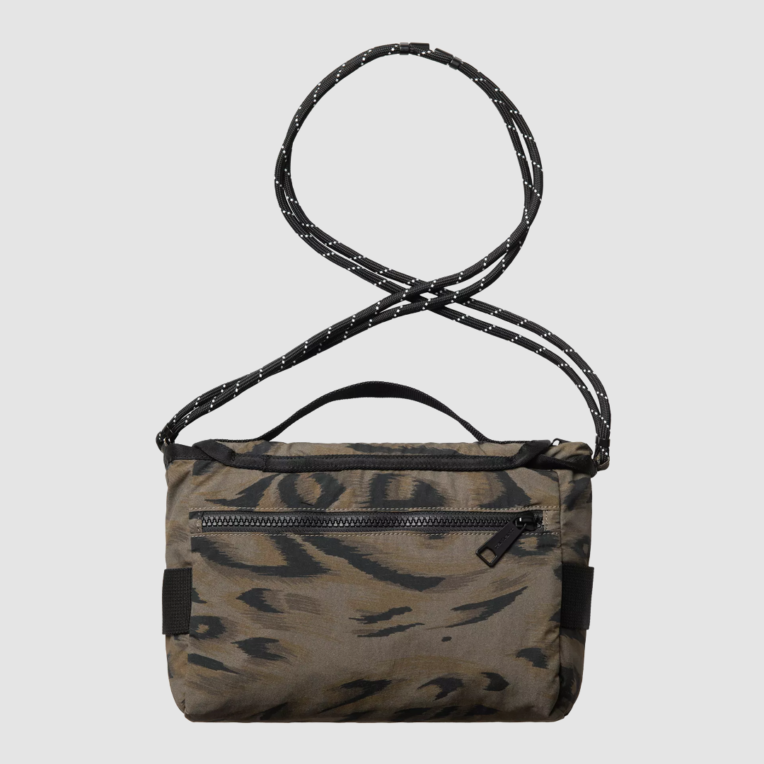 Travon Shoulder Bag Duck Feather Print Cypress / Black