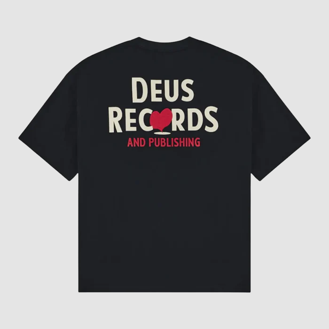 Deep Cut T-Shirt Black