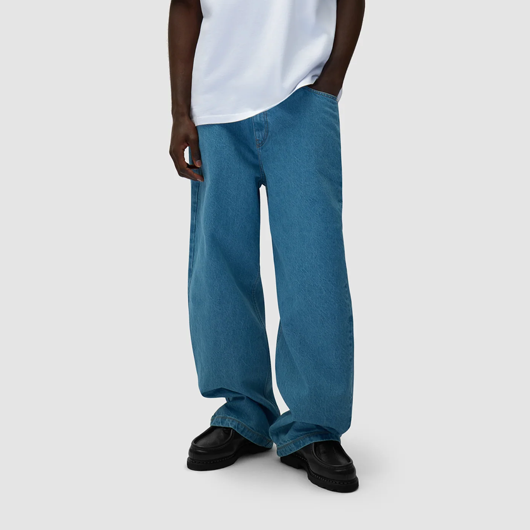 Back Pocket Graphic Bleach