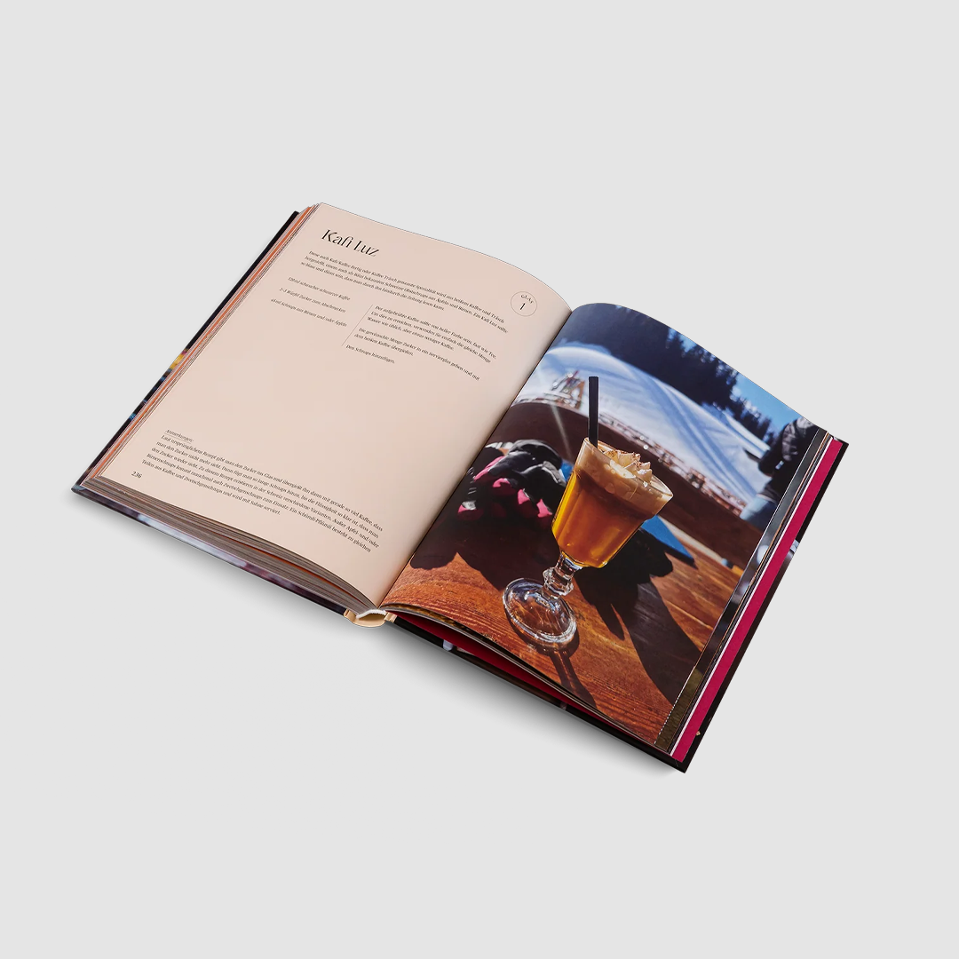 In 80 Kaffees um die Welt: Kultur, Zubereitung und Geschichten