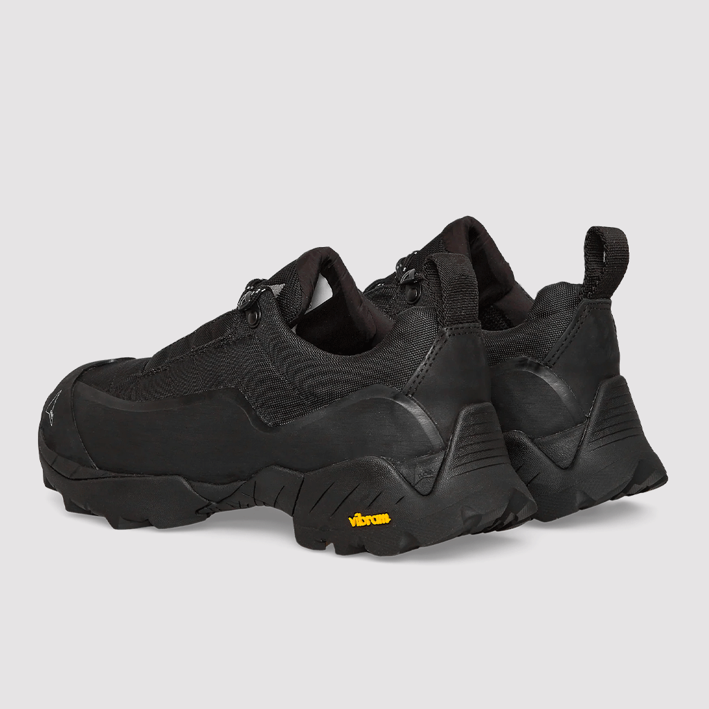 ROA Katharina Black
