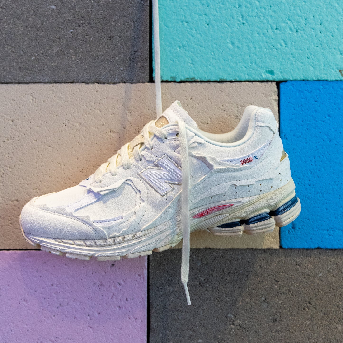 M2002R Sea Salt / White Protection Pack