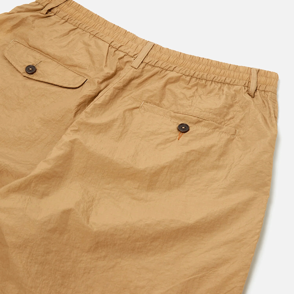 Pleated Track Short Sand