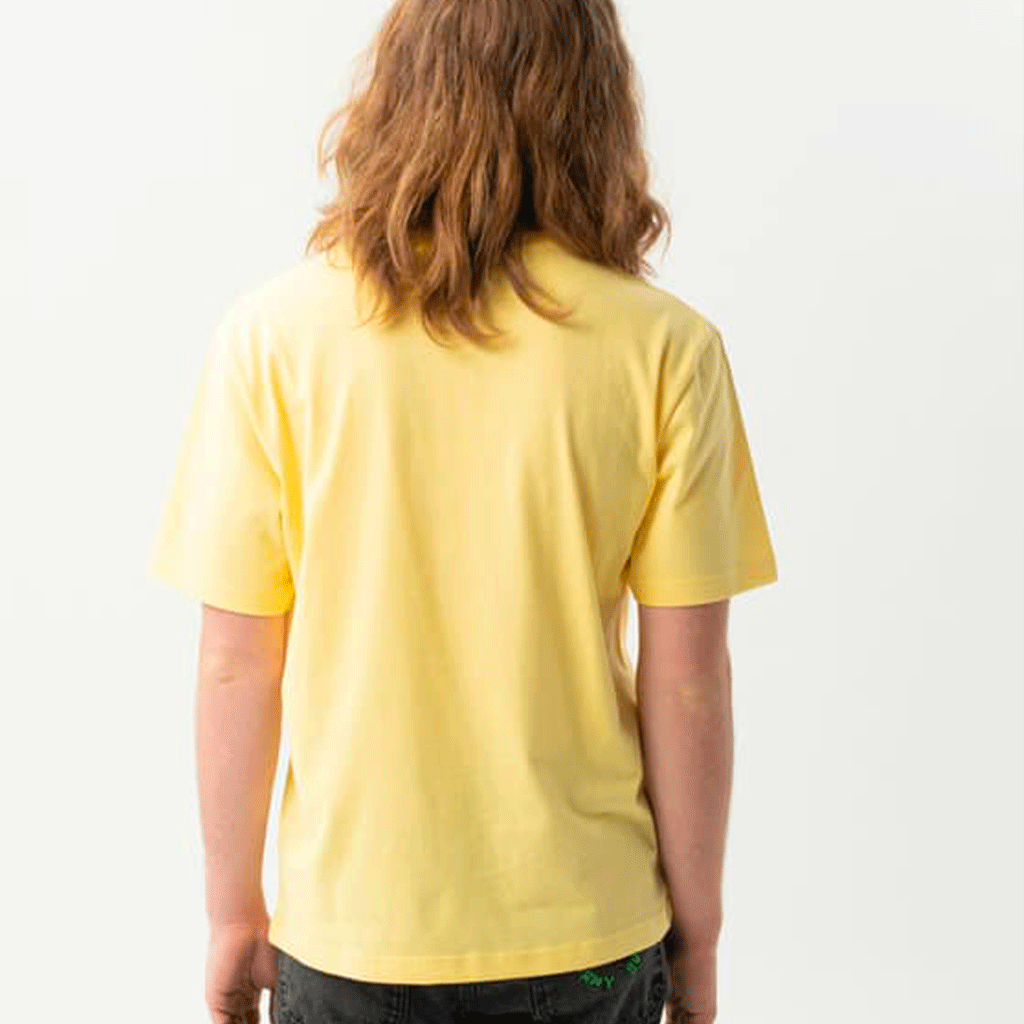 Baise Sur La Plage T-Shirt Yellow