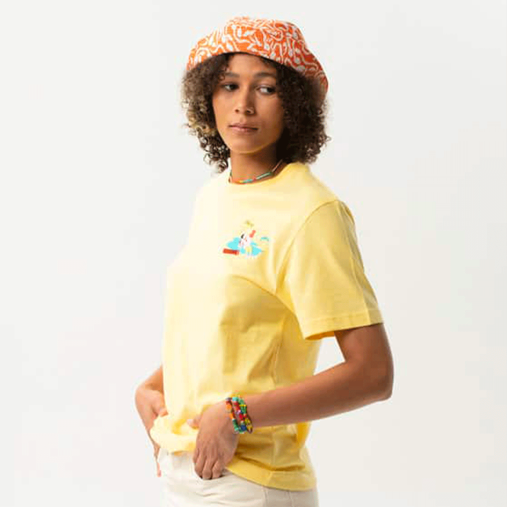 Baise Sur La Plage T-Shirt Yellow
