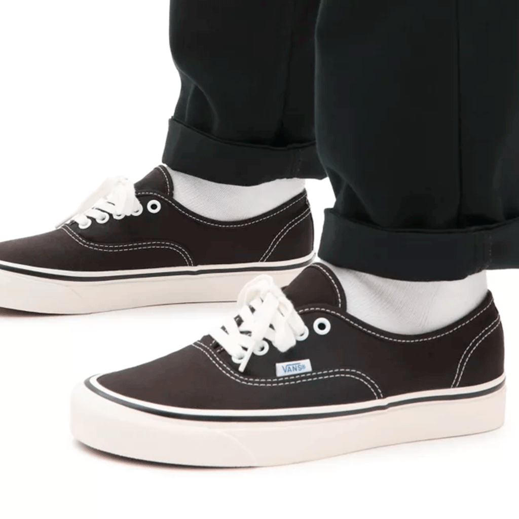 UA Authentic 44 DX Black