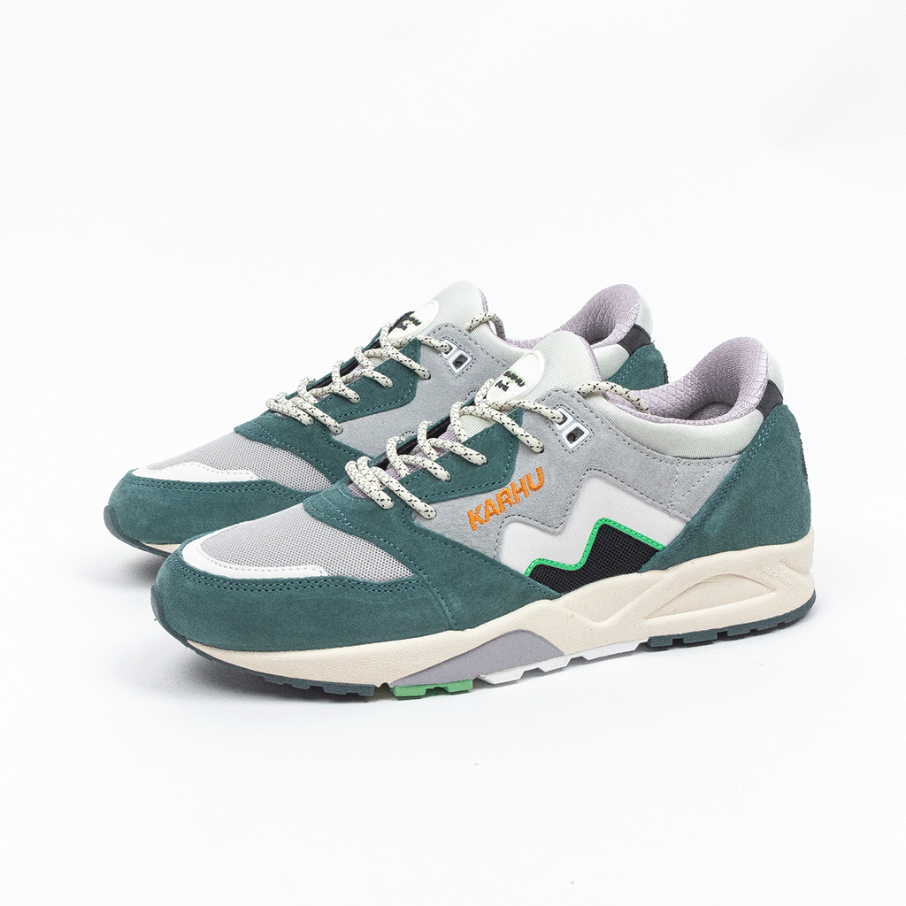 Aria 95 Trooper / White
