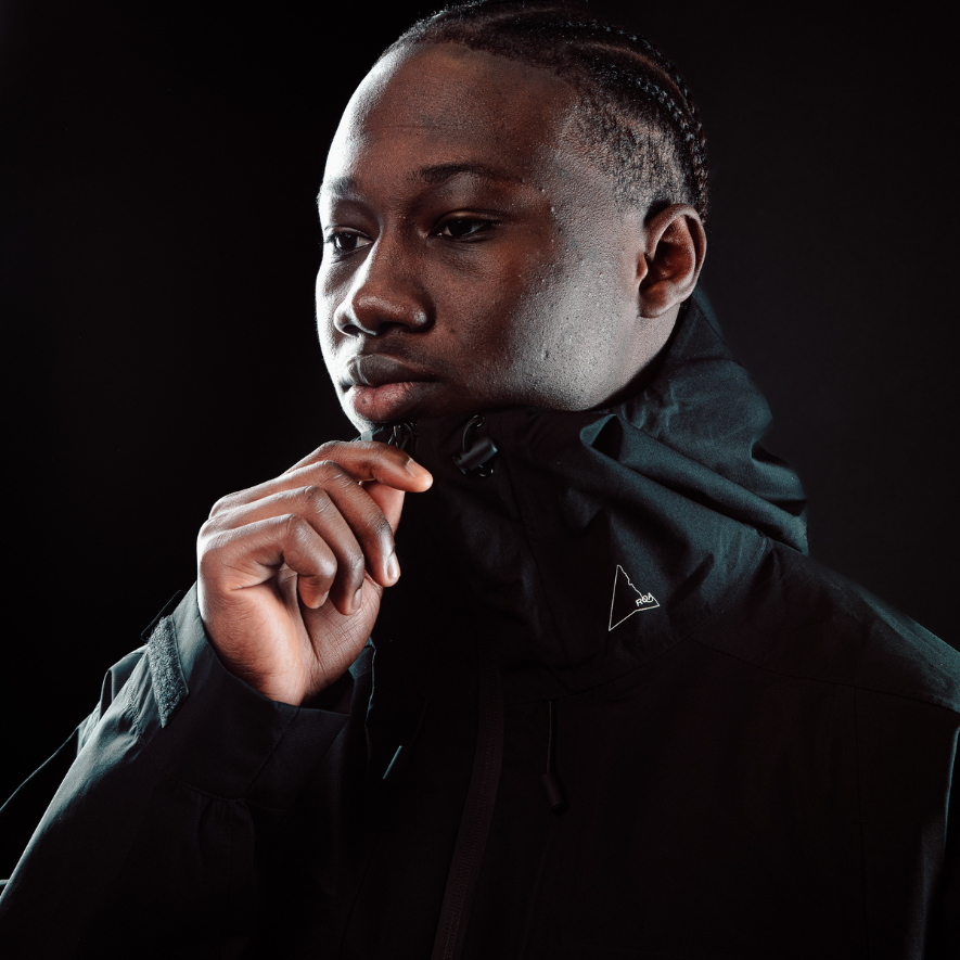 Renouveau - Streetwear, Souvenirs, Sneakers et bien plus...