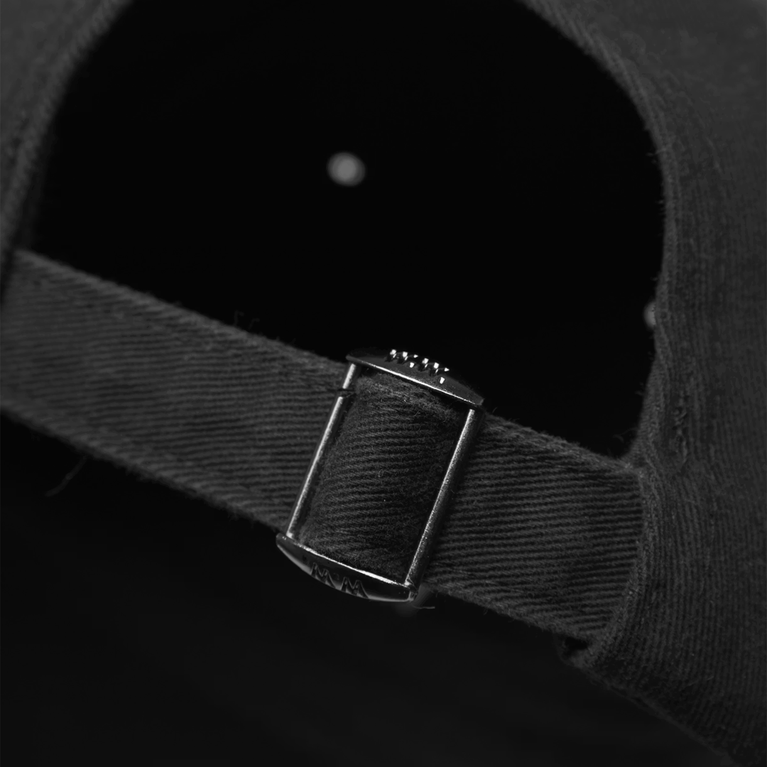 WWW. W. Cap Black