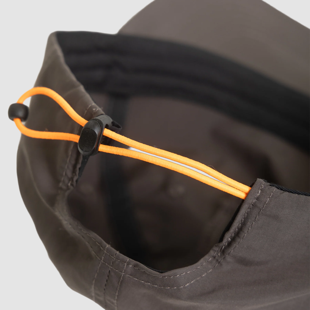 Nylon Dove Cap Brown