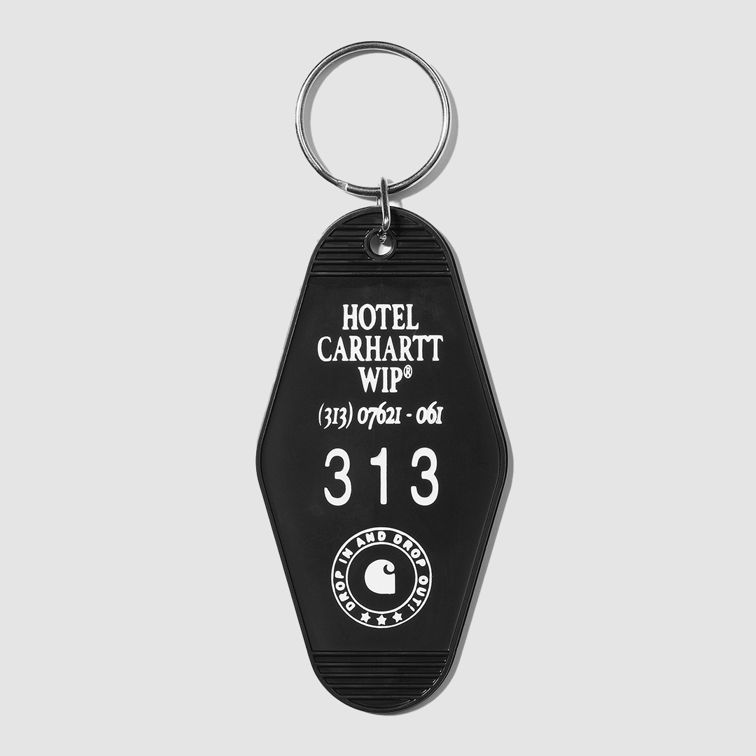 Hotel Keys Keuchain Black / White