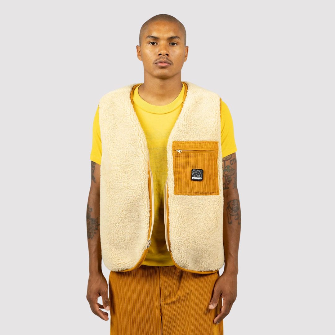 Infinite Reversible Vest Beige