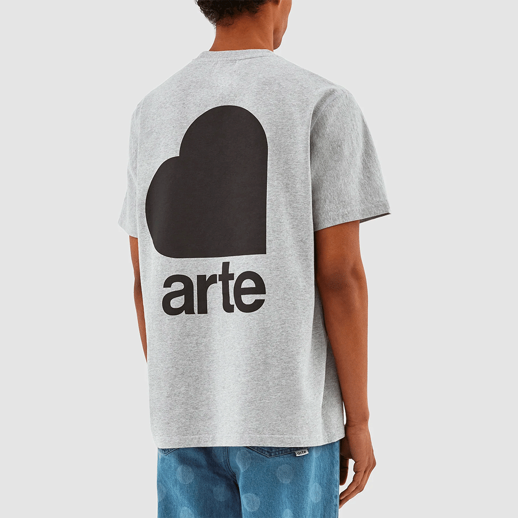 Taut Back Heart Logo T-Shirt Grey